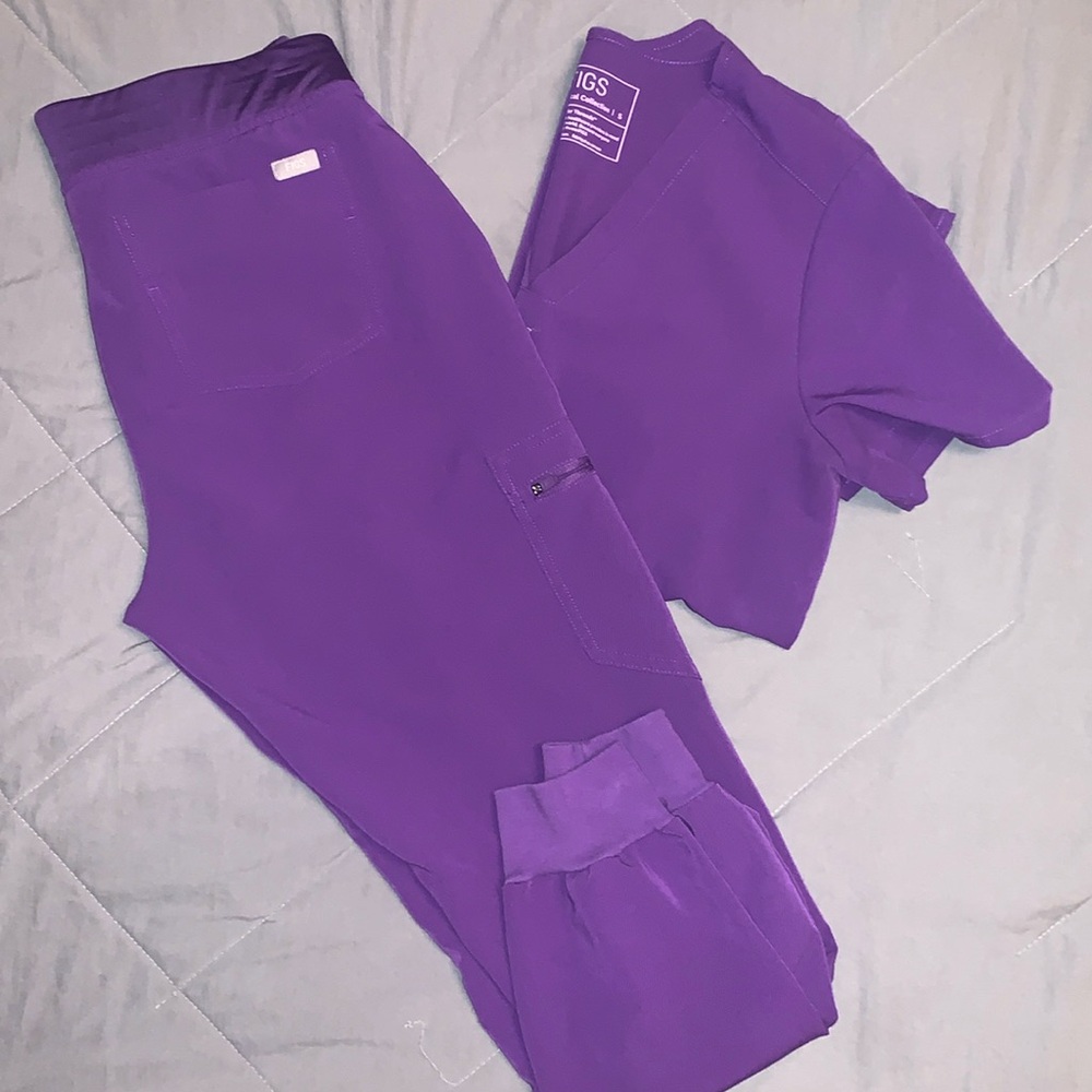 FIGS Digital Grape M SET Halloween scrubs